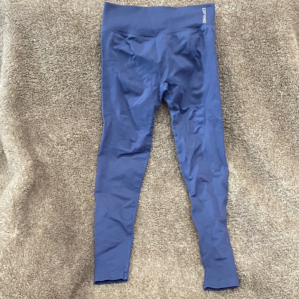 Dfyne Women's Navy High-Rise Performance Leggings